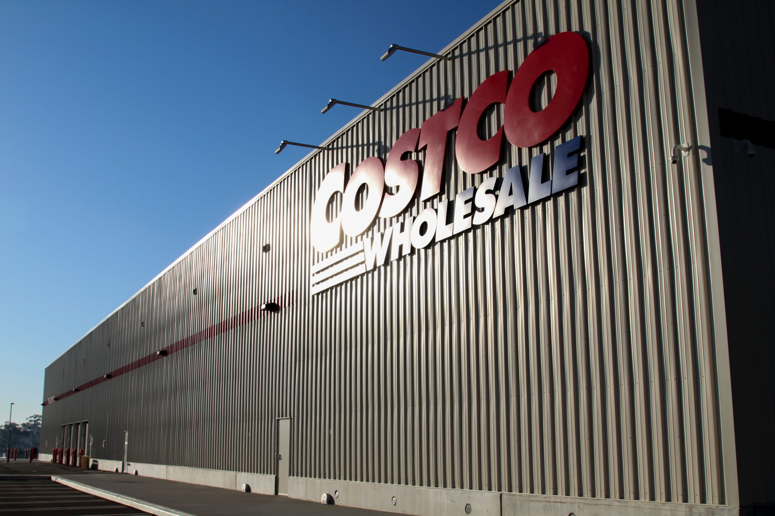 Costco warehouse representing employment law case on termination